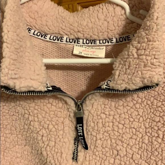 Pullover - Picture 3 of 3